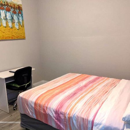 Toronto Furnished Living Rooms エクステリア 写真