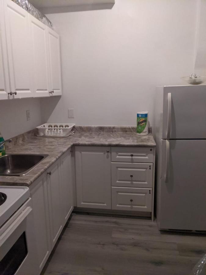Toronto Furnished Living Rooms エクステリア 写真