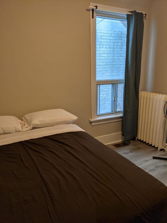 Toronto Furnished Living Rooms エクステリア 写真